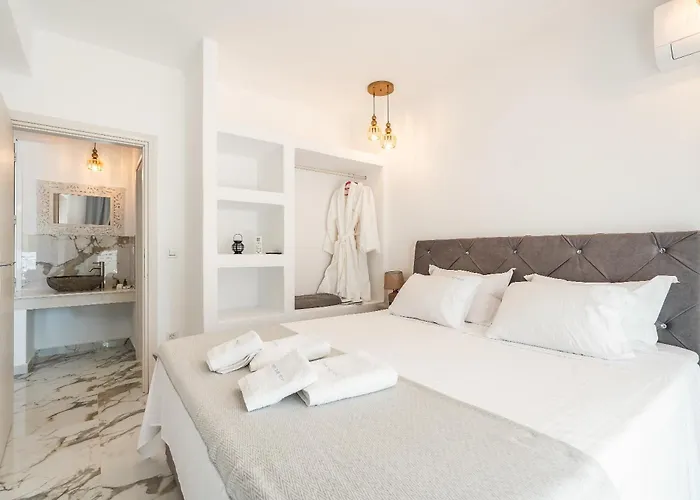 Вилла Punta Mare 3 *