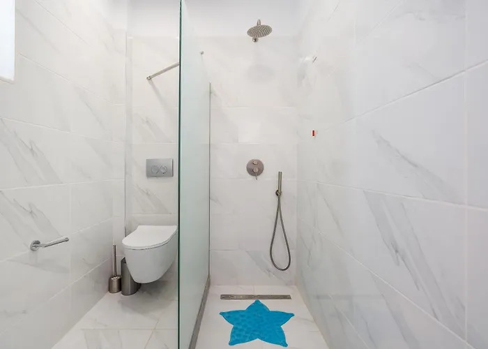 Вилла Punta Mare 3 *